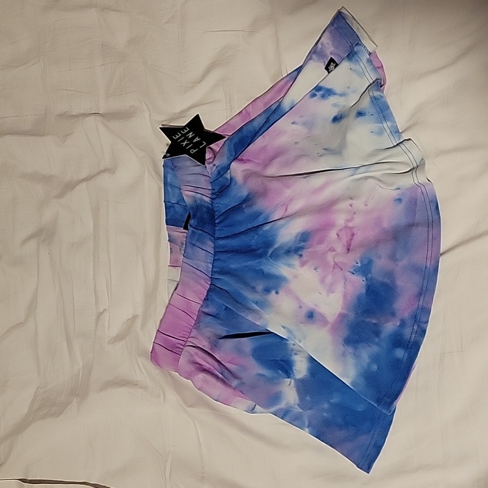 size 6 tie dye skort (no tags)